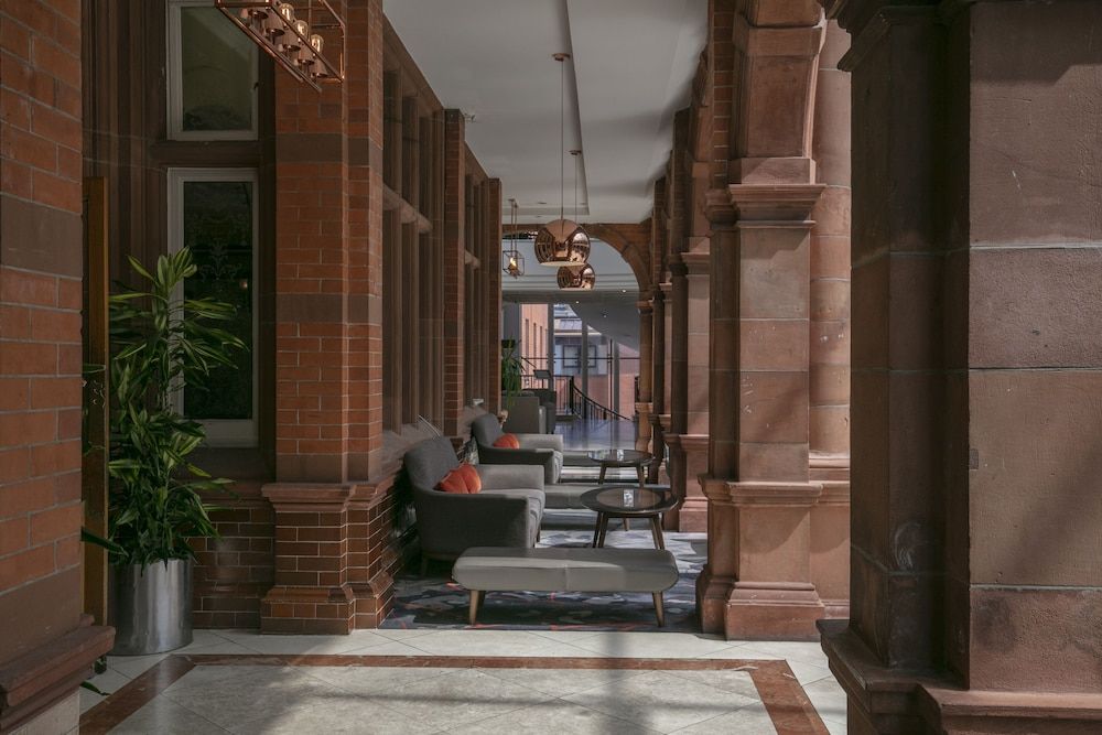 The Crown London, WorldHotels Distinctive 2