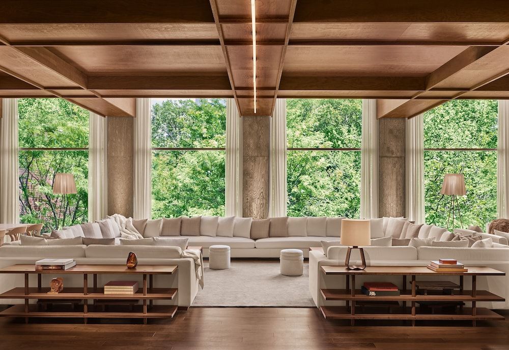 PUBLIC, an Ian Schrager hotel 1