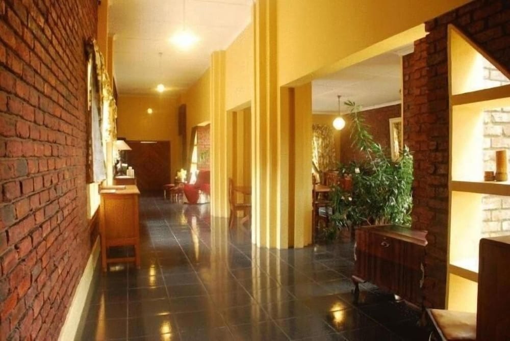 Bluewater Guesthouse 2