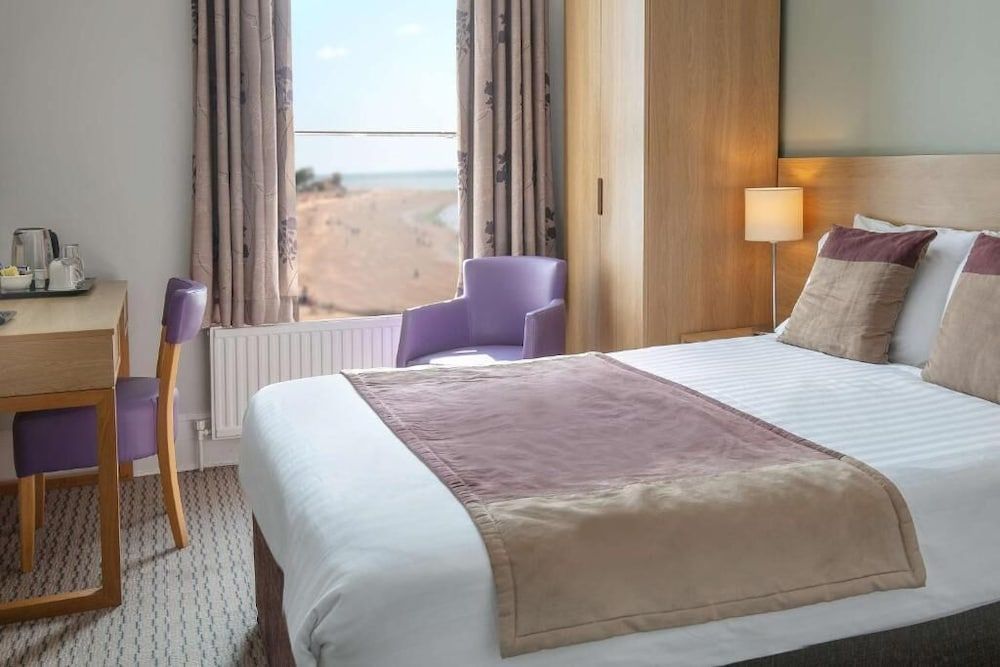 Exmouth Beach Hotel 2
