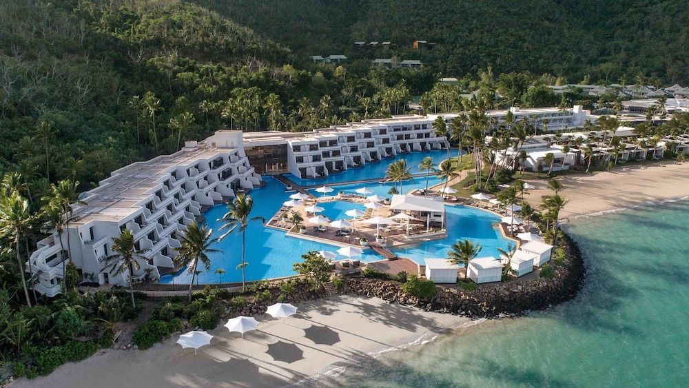 InterContinental Hotels HAYMAN GREAT BARRIER REEF by IHG 1