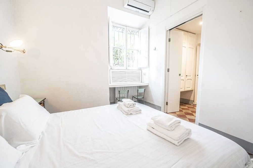 Lovely Garden Apartment in Beautiful San Saba 2
