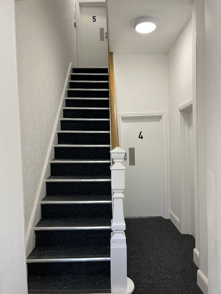 Modern 1 bed studios for comfy stay in Preston 2