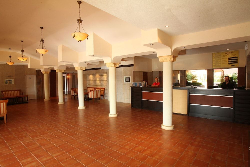 Vox Maris Grand Resort 2