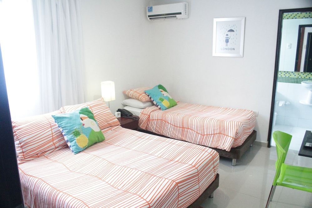 Hotel Golden House 1