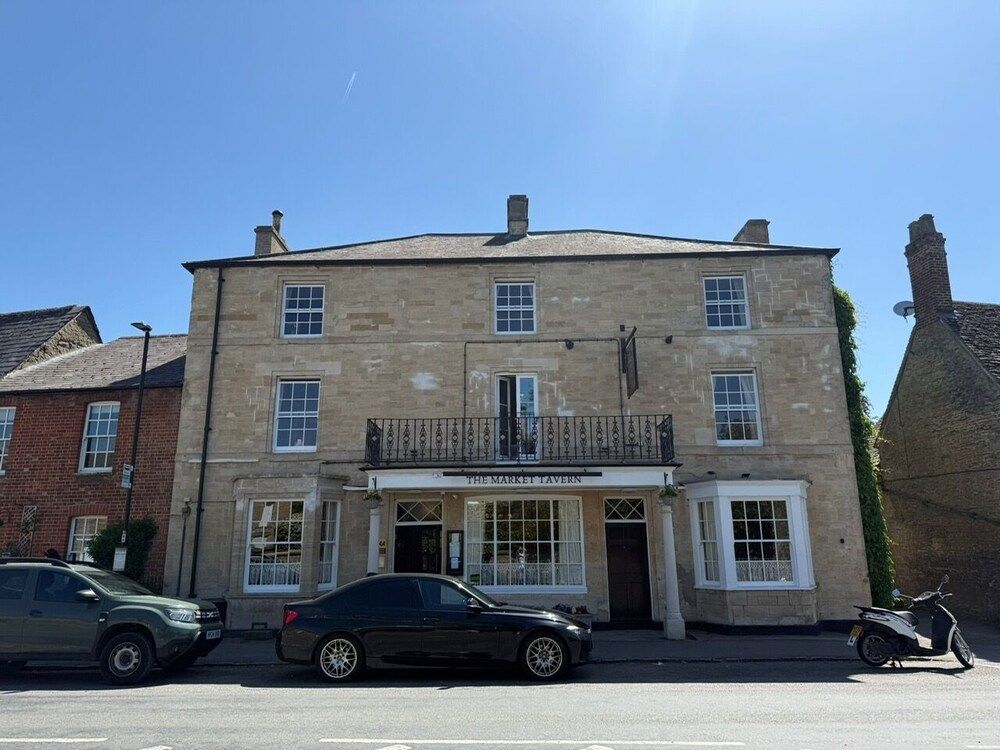 The Market Tavern 1