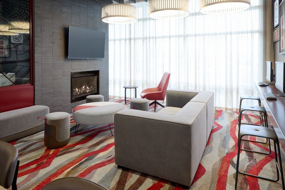 Residence Inn by Marriott Montreal Airport 2