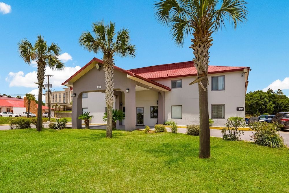 Red Roof Inn Crestview 1