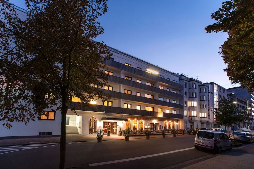 Friends Hotel Saarbrücken 1