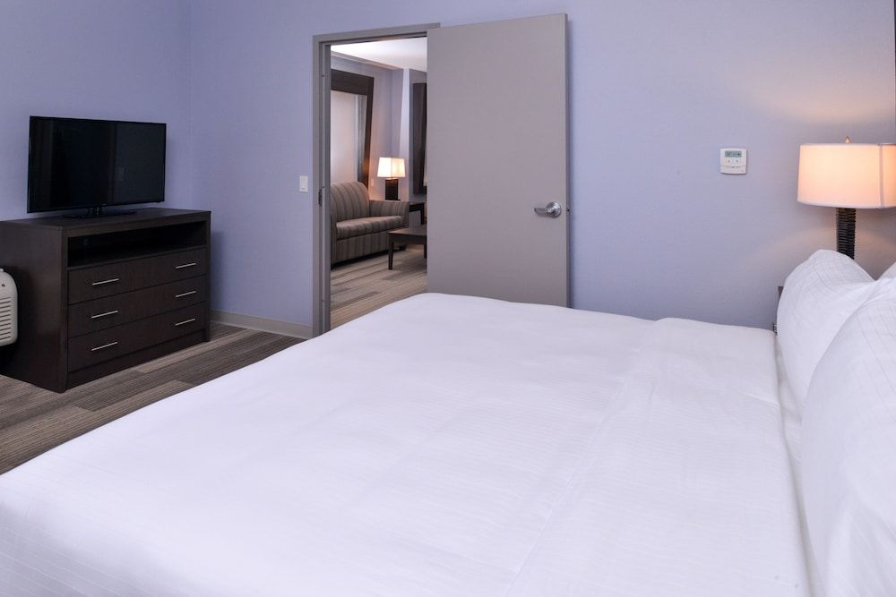 Holiday Inn Express & Suites LOMA LINDA- SAN BERNARDINO S by IHG 2