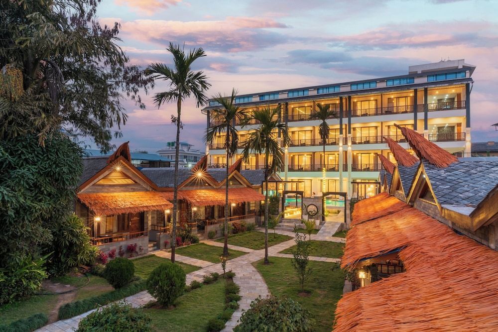 Lake View Resort 1
