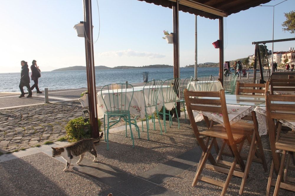 Foca Kumsal Hotel 1