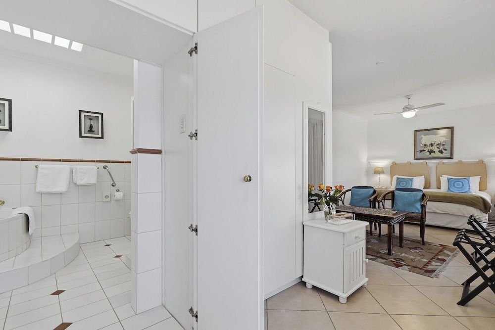 Paradiso Guesthouse & Self-catering Cottage 2