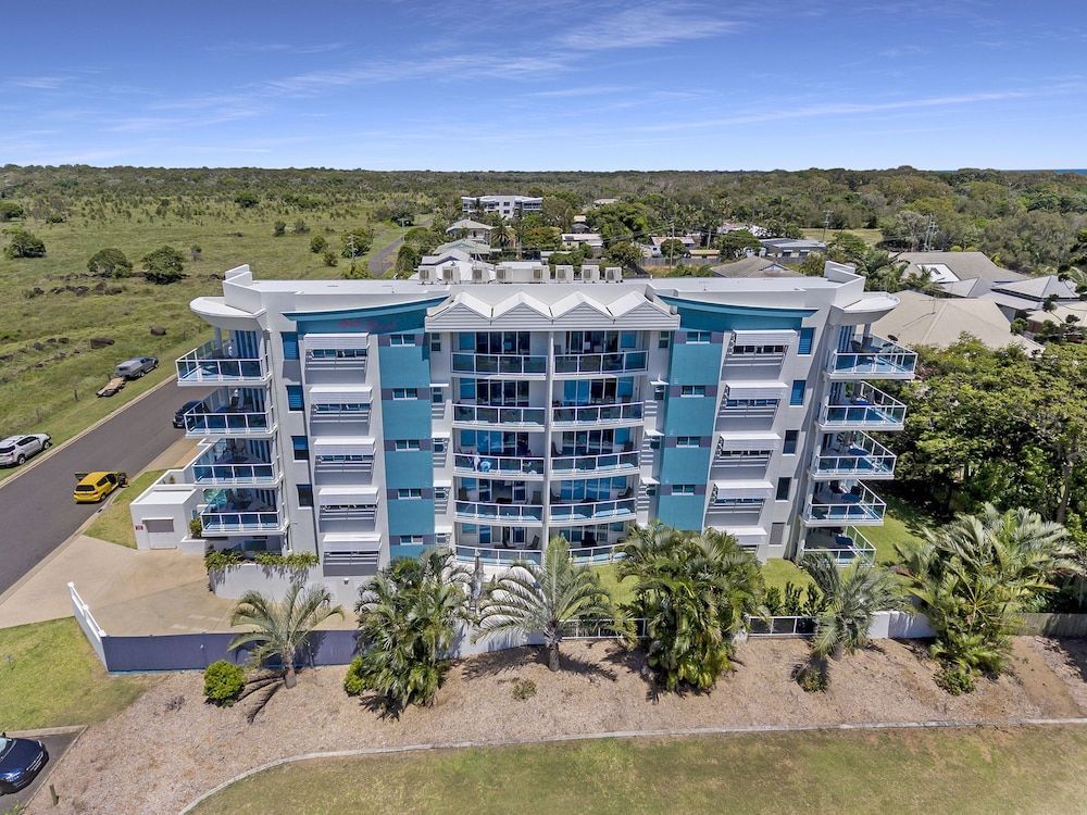 Koola Beach Apartments Bargara 1