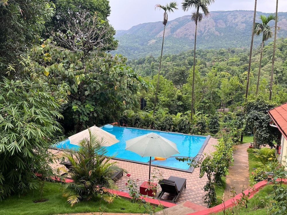Hill Crest Resort - Coorg 1