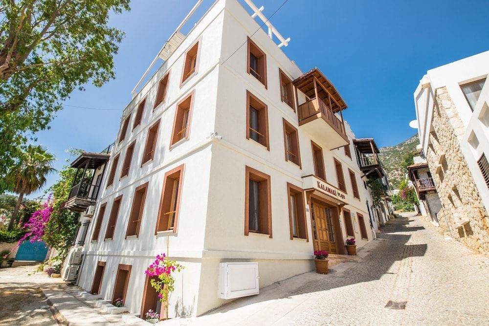 KALAMAKİ FLATS 1