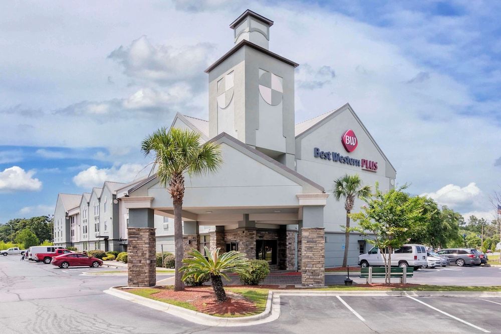 Best Western Savannah Airport Inn & Suites 1