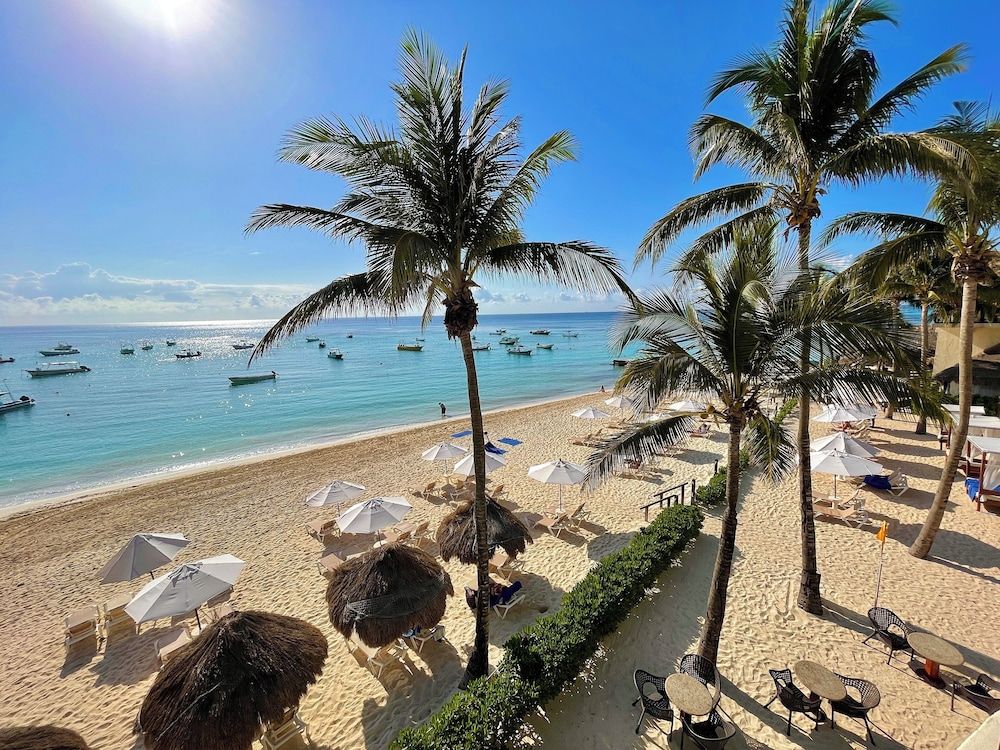 The Reef Coco Beach Resort & Spa- Optional All Inclusive 1