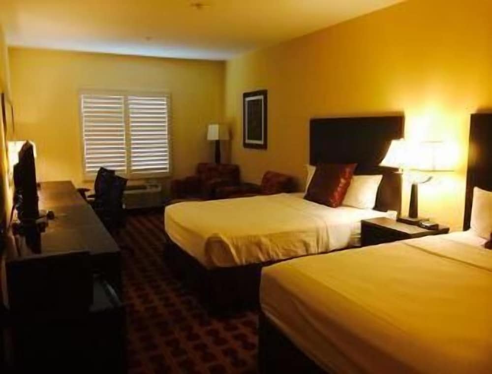 Sagebrush Hotel 2