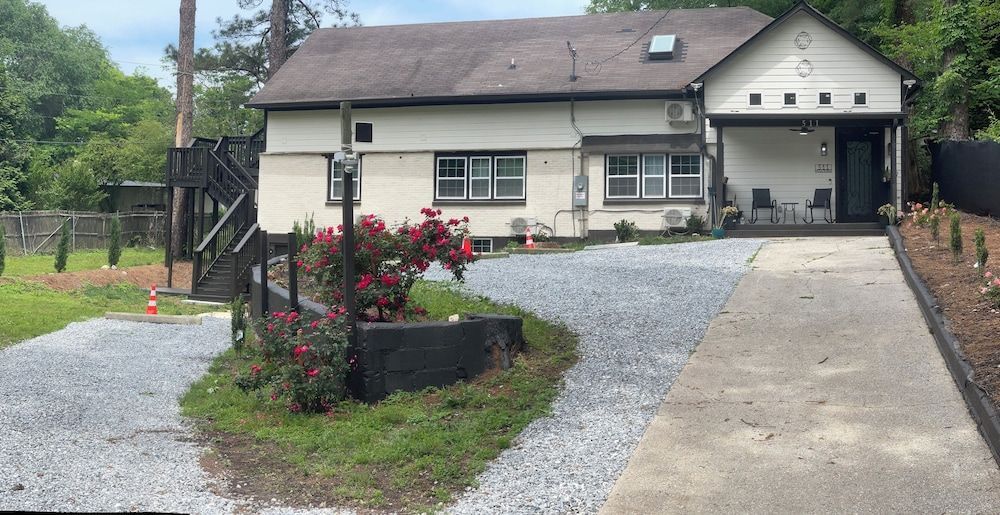Alecia B&B Two 1