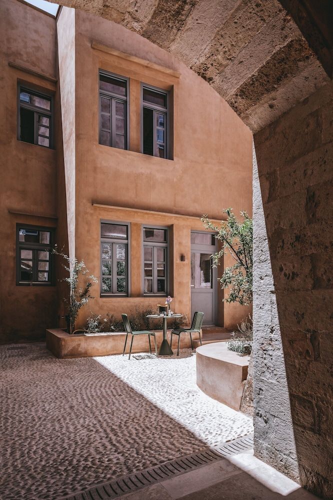 AZADE Chania 1
