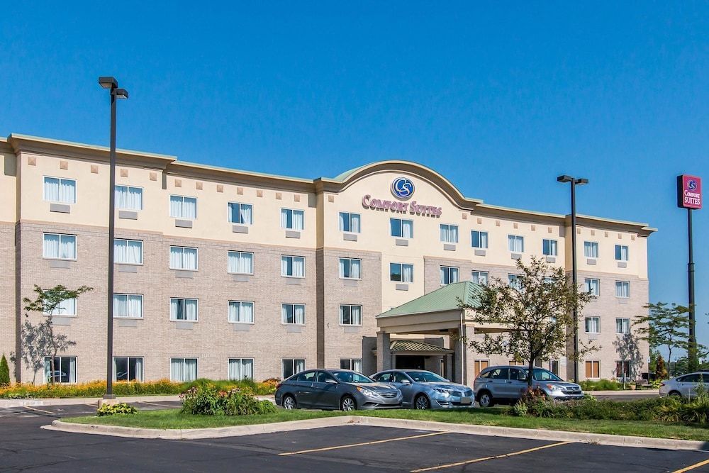 Comfort Suites Wixom - Novi 1