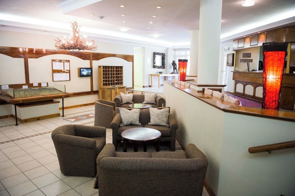 Cathedral Peak Hotel 2