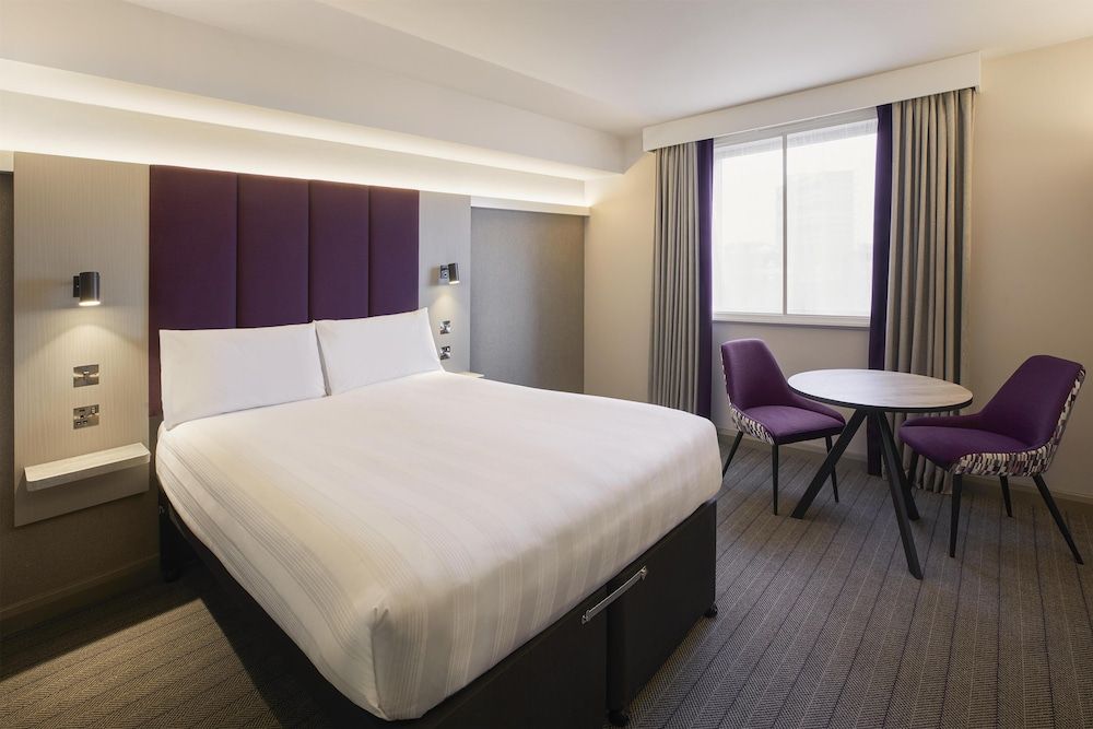 Premier Inn London Ilford - Newbury Park 2