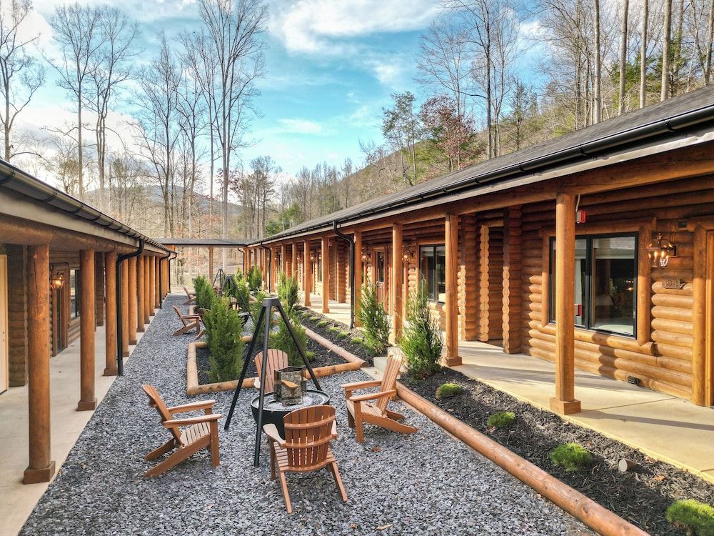 The Timber at Holly Branch 1