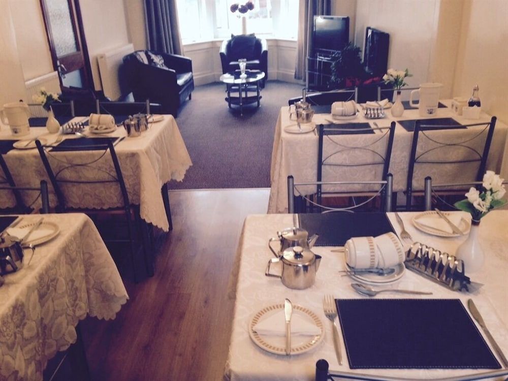 Hazelgrove Guest House 1