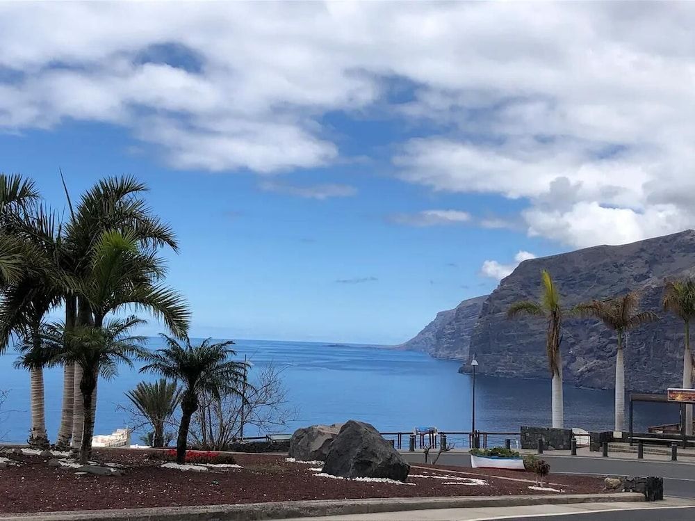 Villas Los Gigantes by EstrelladelNorte 1