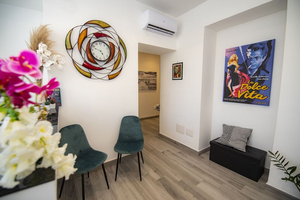 LA DOLCE VITA ROOMS 2