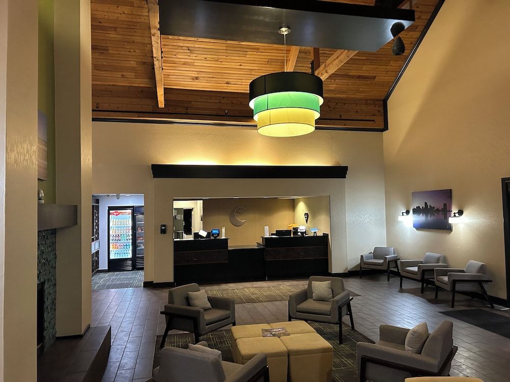 Comfort Inn & Suites Toledo North 2