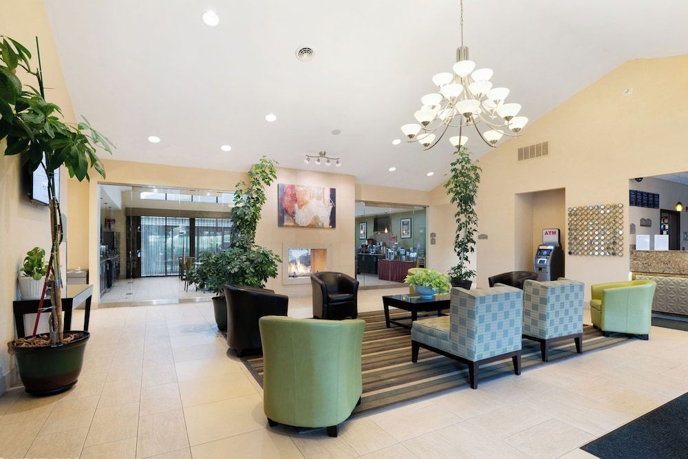 Antioch Hotel & Suites 2