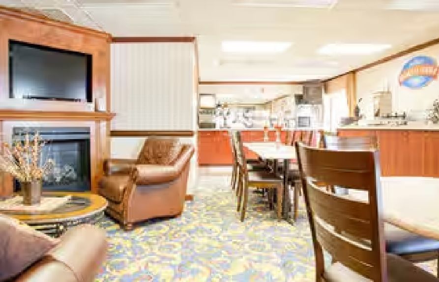 Baymont by Wyndham Battle Creek/I-94 1
