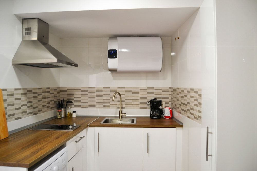 Apartamentos GO - Leopoldo Cano Center 2