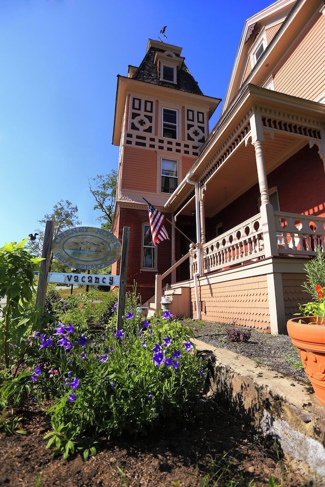 Cheney House Bed & Breakfast 1
