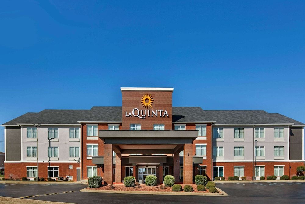 La Quinta by Wyndham Oxford - Anniston 1