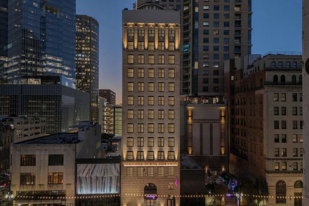 Moxy Houston Downtown 1