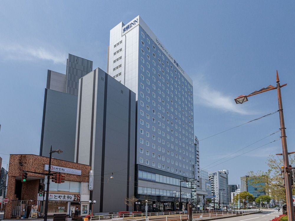 Toyoko Inn Toyama Station Shinkansen 2 1