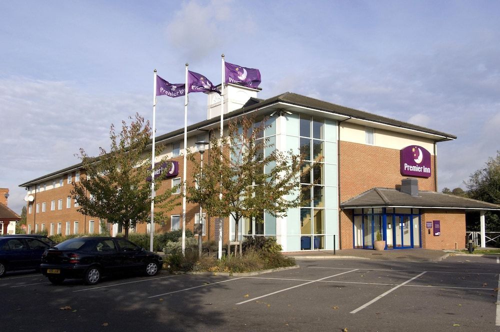 Premier Inn Reading - Caversham Bridge 1