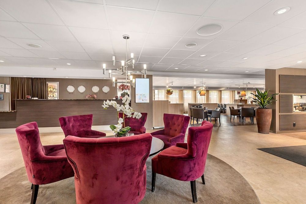 Best Western Plus Park Airport Hotel 1
