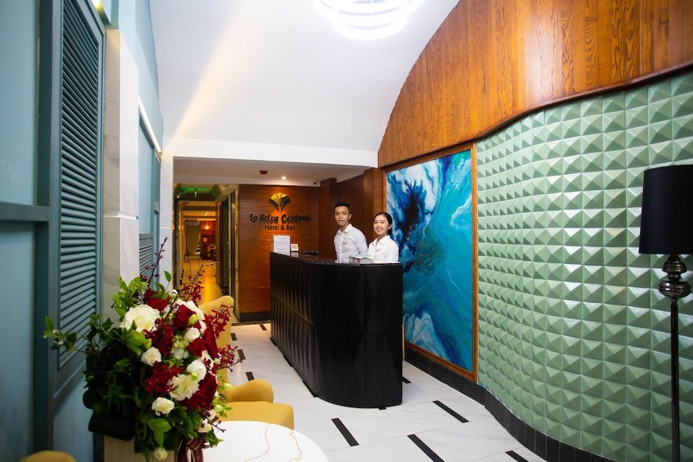 Hanoi La Selva Central Hotel & Spa 2