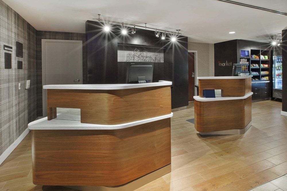 Courtyard by Marriott Somerset 2