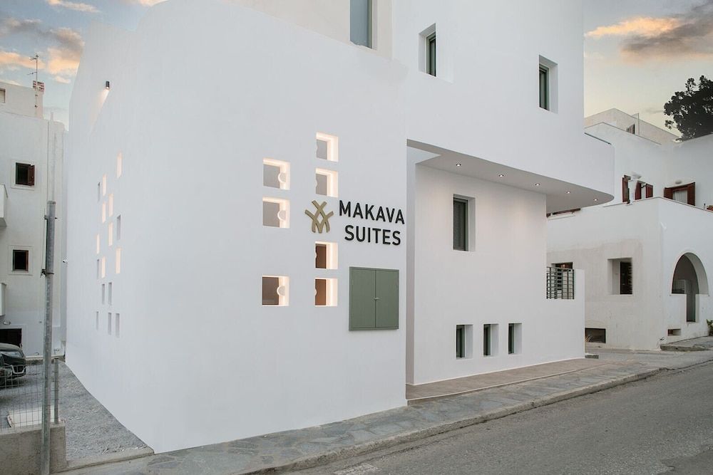"Makava Suites" Your Luxe Urban Sanctuary 1