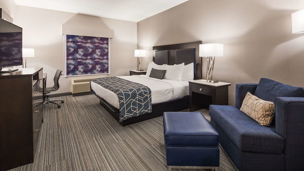 Best Western Plus Wilkes Barre-Scranton Airport Hotel 1