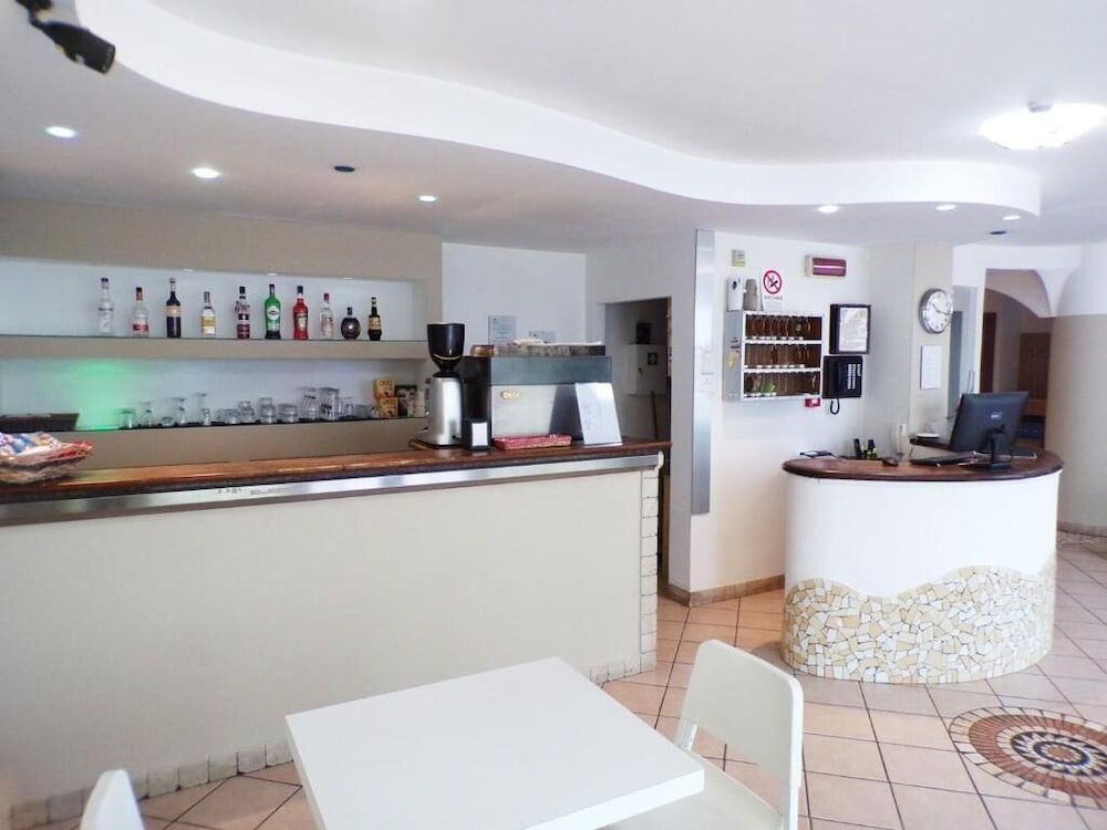 HOTEL FRIDA 1