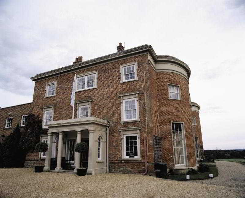 Highfield Park De Vere 1