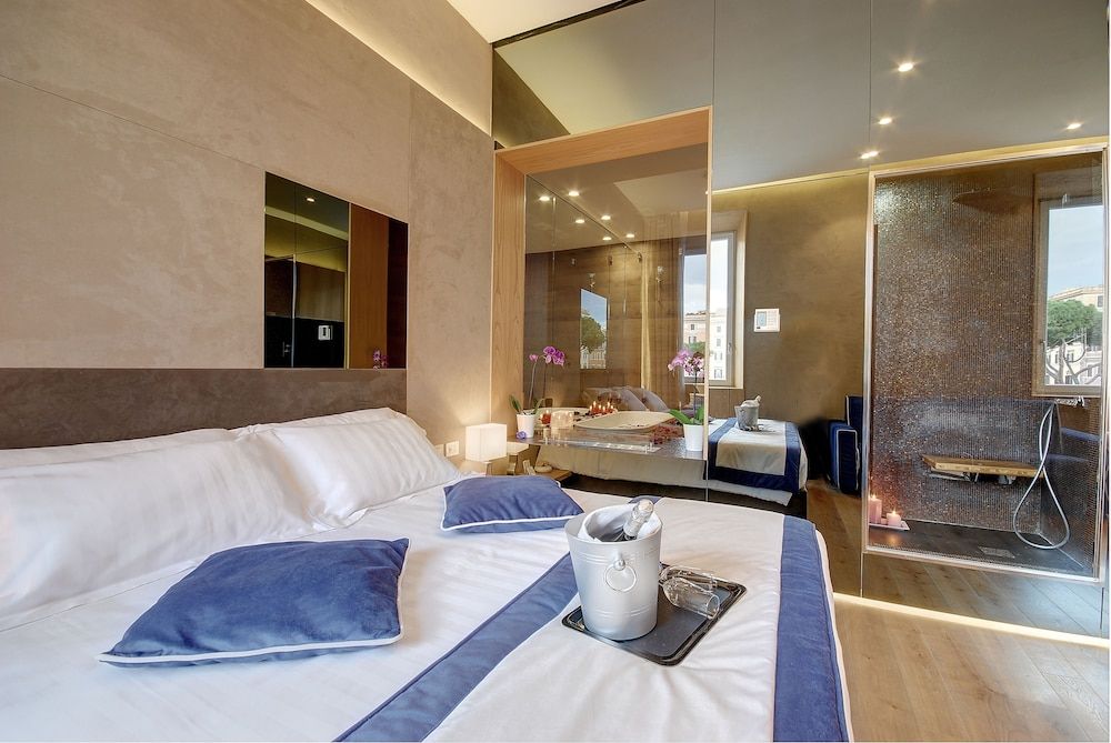 Sun Suite Luxury Pantheon 1