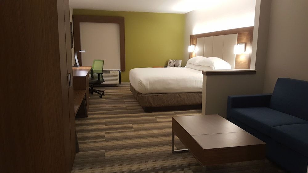 Holiday Inn Express & Suites JACKSONVILLE-SOUTH by IHG 2